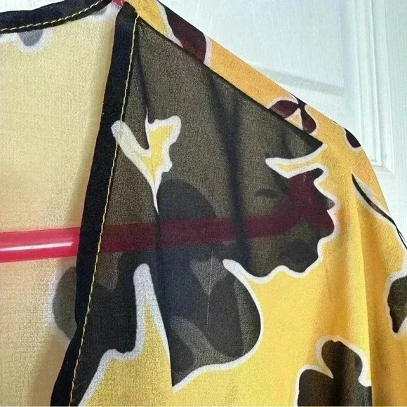 Kimono Sheer  Floral Yellow & Black Size MED/L - Picture 3 of 16